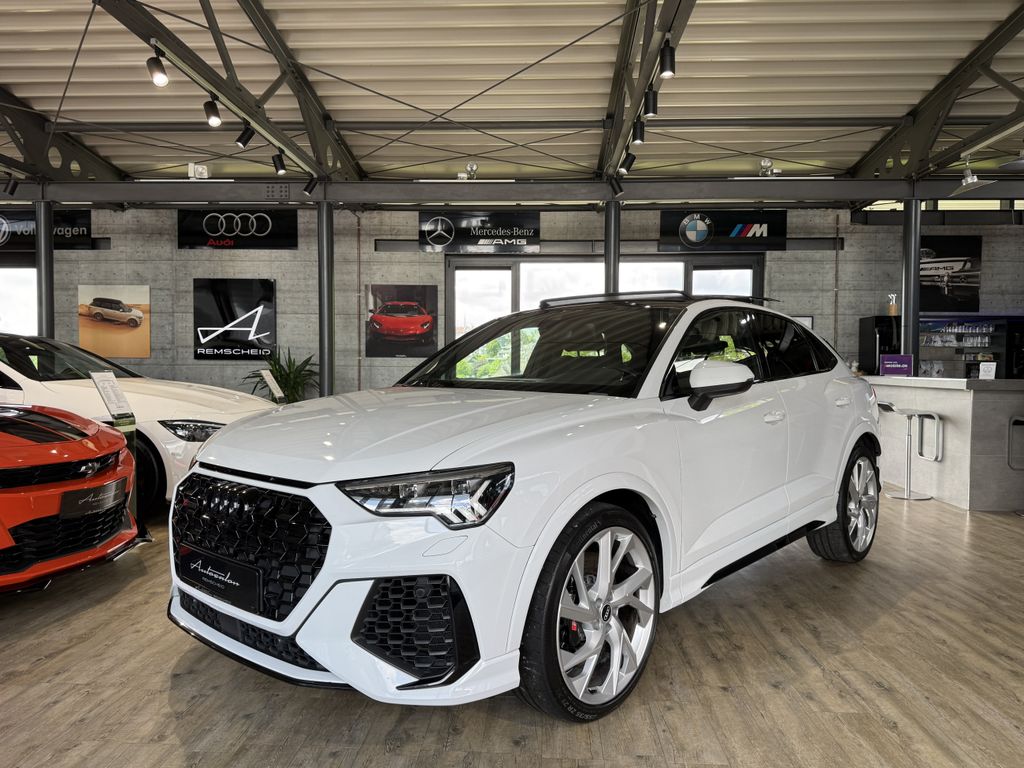 Audi RSQ3