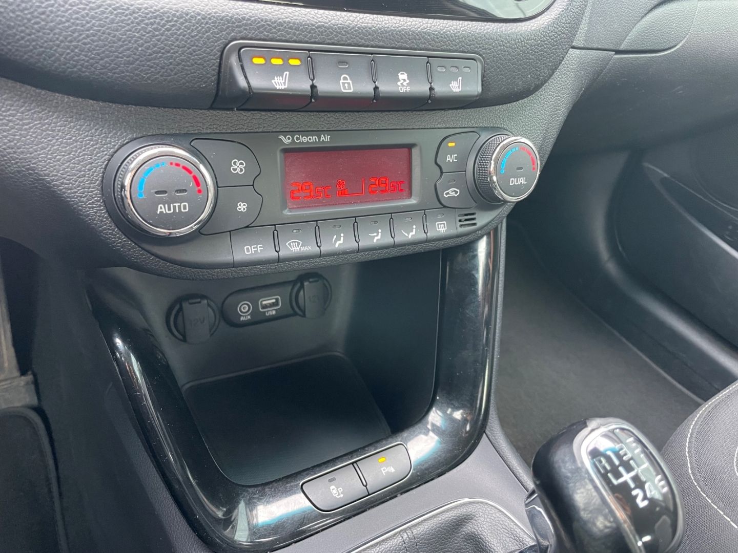 Fahrzeugabbildung Kia Ceed_sw Spirit Kamera totWinkAss SpurhalteAss