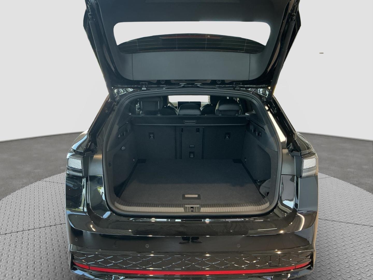 Volkswagen ID.7 Tourer GTX 4-Motion (86 kWh) DCC HUD 360Kam