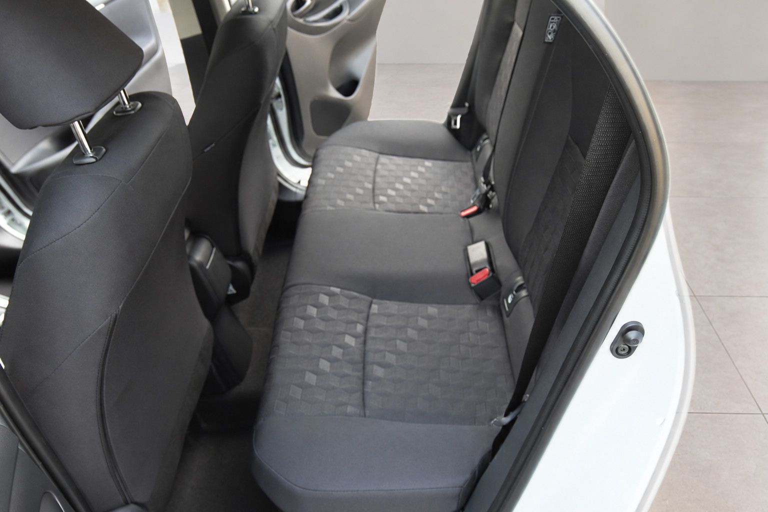 Mazda 2 Hybrid - Bild 18