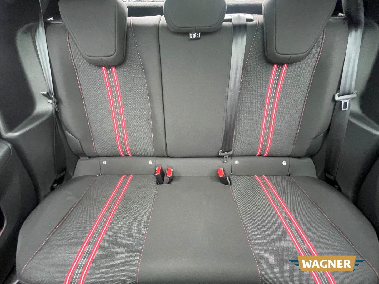 Fahrzeugabbildung Opel Corsa F GS Line Automatik Sportsitze Sitzheizung