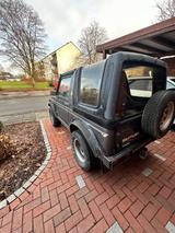 Suzuki SJ 413 Oldtimer - Suzuki: 413 Sj