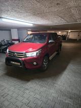Toyota Hilux - Toyota Hilux mit Diesel-Antrieb: Leder
