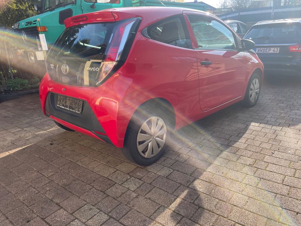 Image of Toyota Aygo (X)