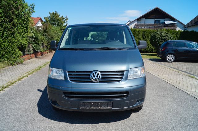 Volkswagen T5 Transporter Bus Multivan Startline