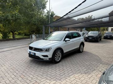 Volkswagen Tiguan - 3