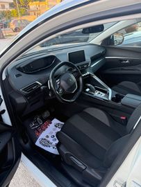 Peugeot 5008 - 12