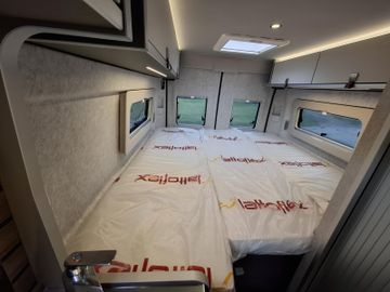 HYMER  ERIBA  HYMERCAR Yosemite 180 PS Maxi Solar Skyview AHK 2.Batt.