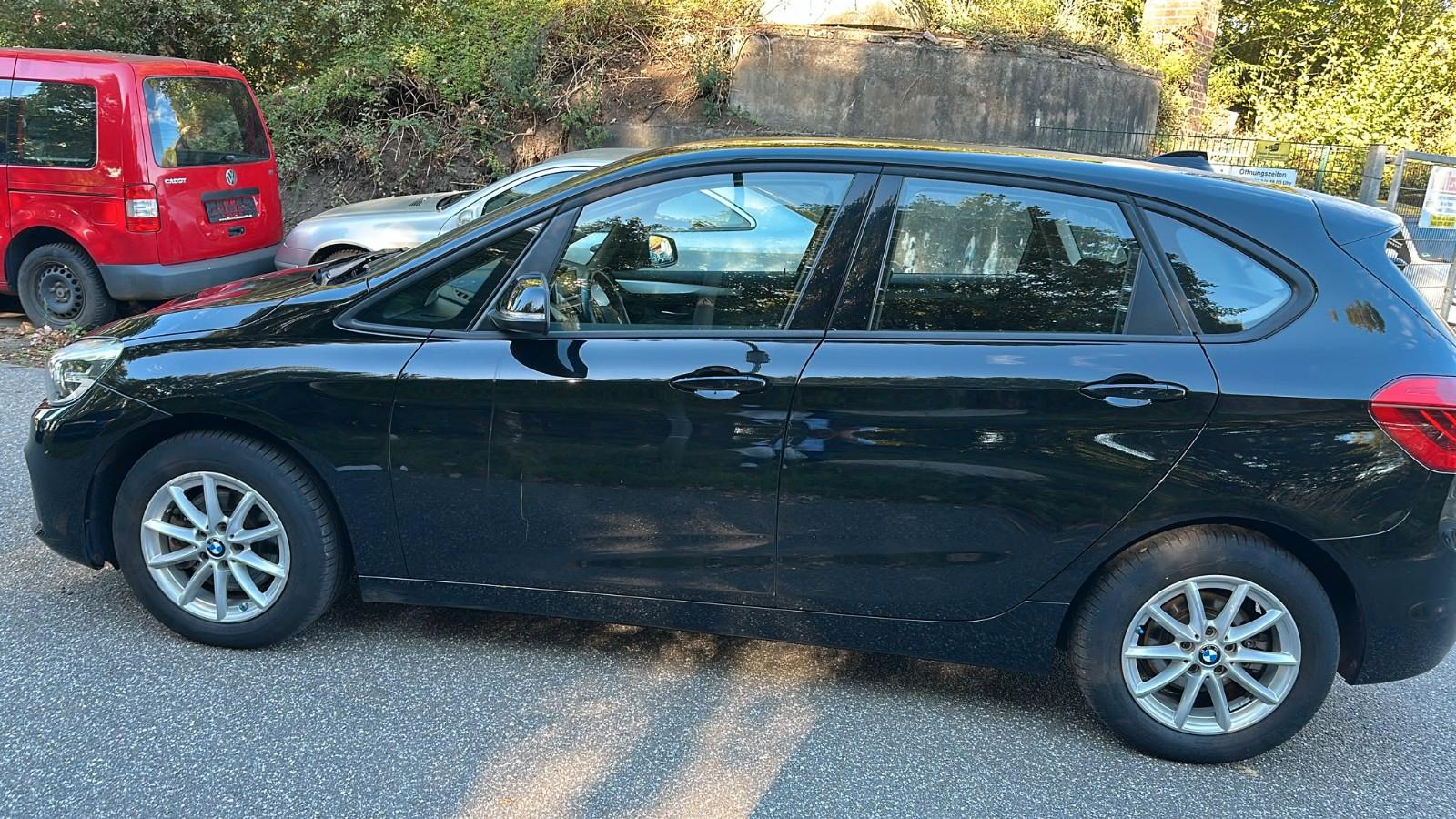 BMW 218 2 Active Tourer 218 i+18.000Km+1te Hand+