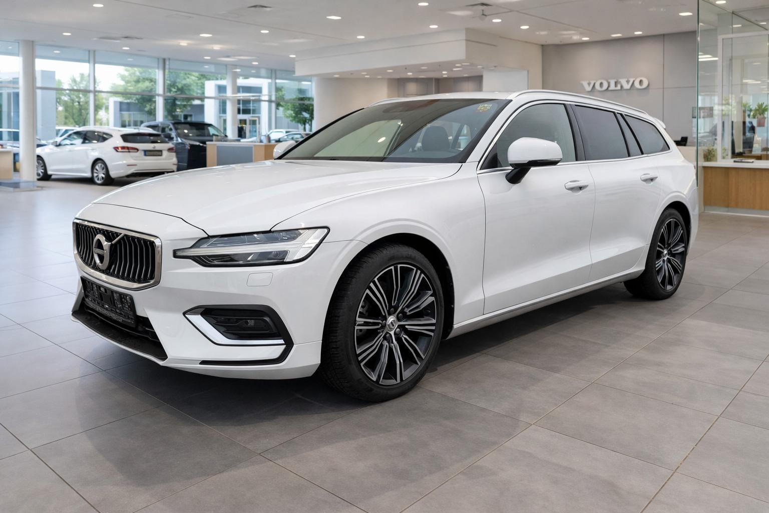 Volvo V60 T5 Inscription - PANO+RADAR+HUD+CAM