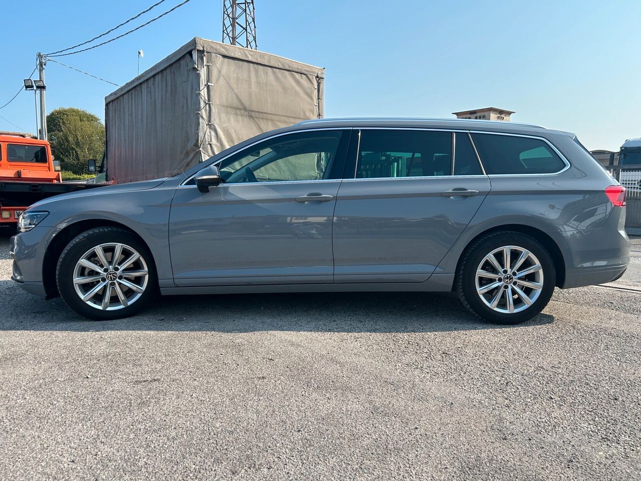 Volkswagen Passat Variant 2.0 TDI SCR 122 CV EVO imagem 3