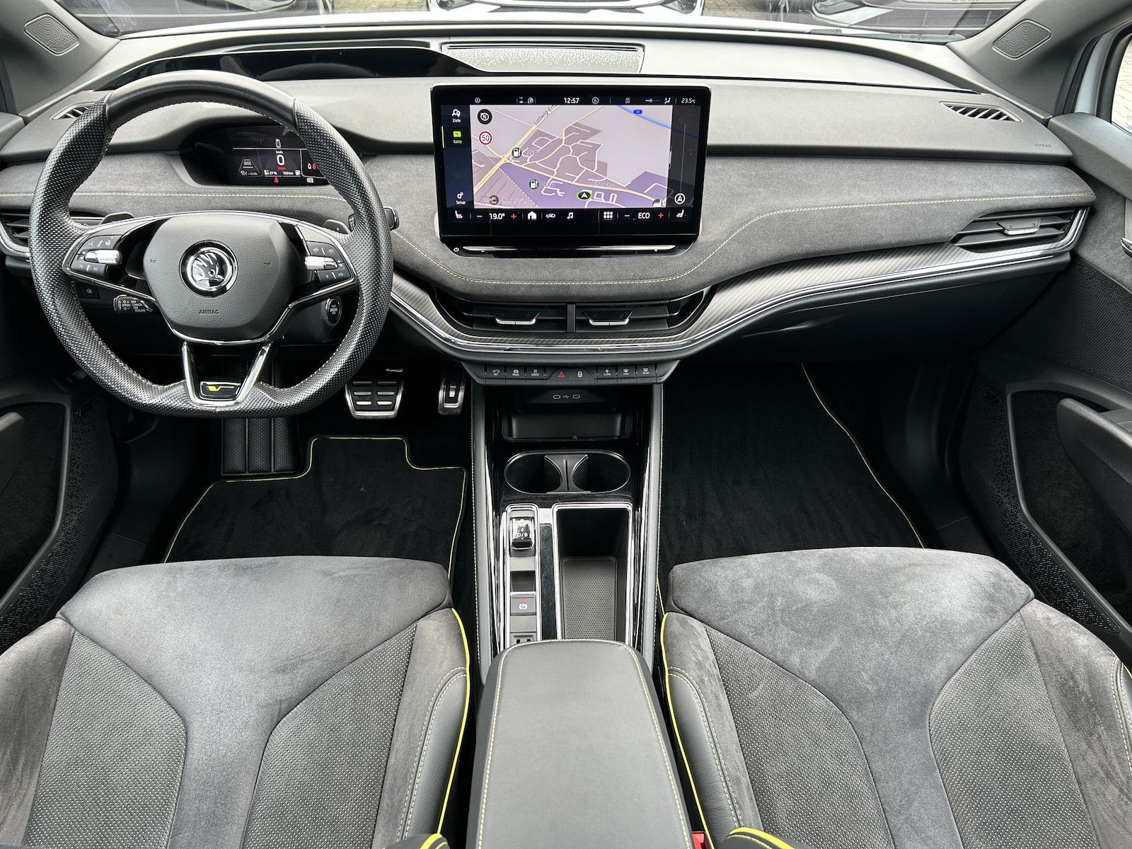 Skoda Enyaq RS 4x4 Lounge WÄRMEPUMPE CANTON 82kWh AHK foto 19