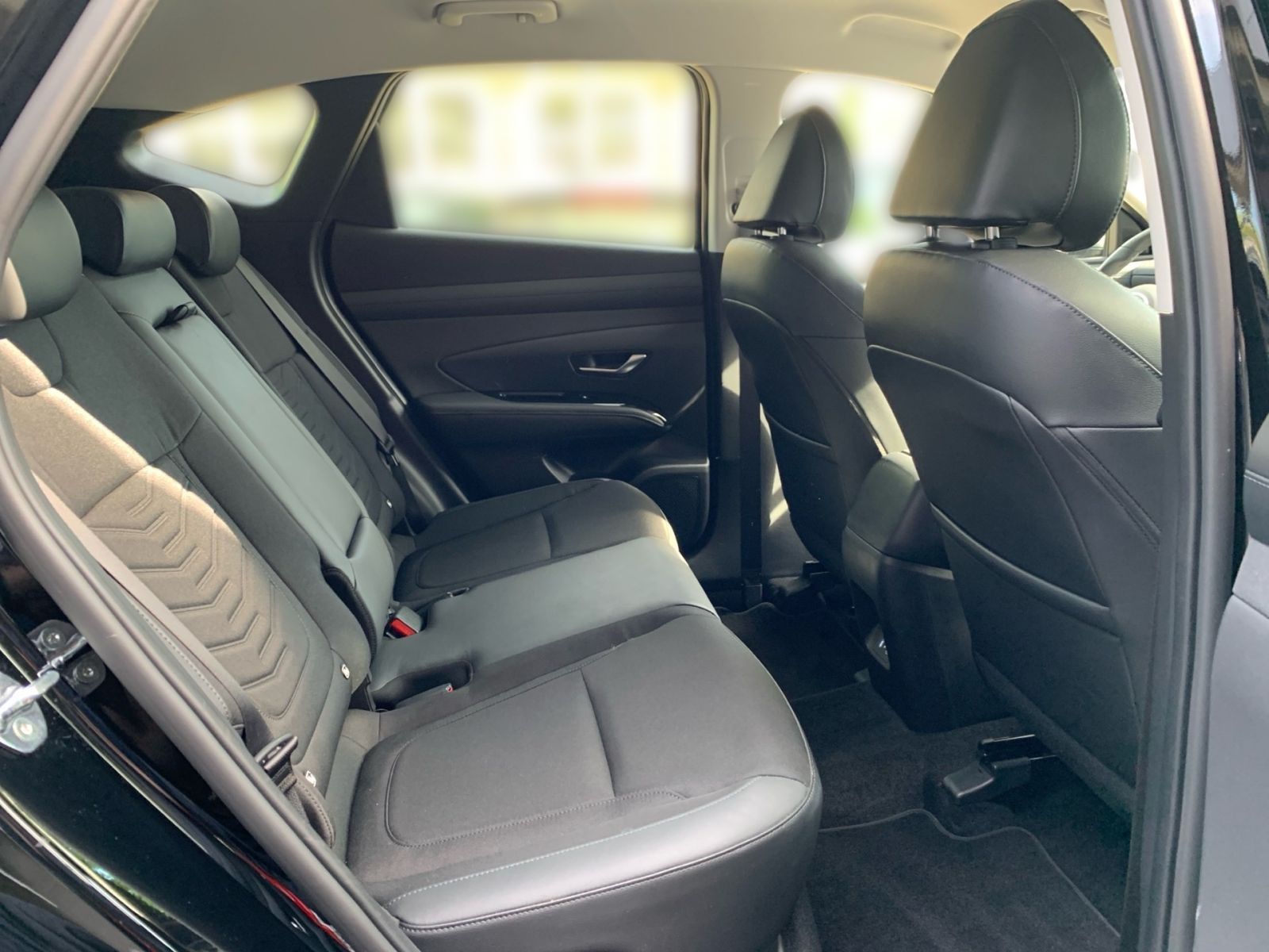 Fahrzeugabbildung Hyundai TUCSON 1.6 T-GDI 7-DCT Trend Mild-Hybrid 4WD LED