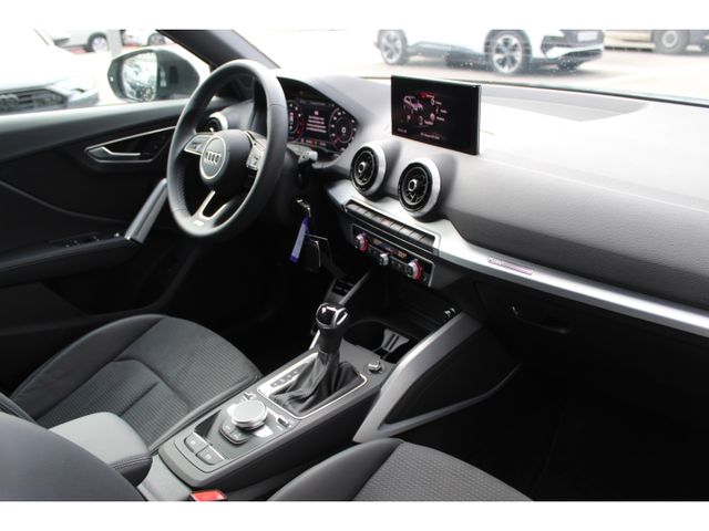 Q2 35TFSI Str. Assistenz*Navi*S-Line*Stylepaket!