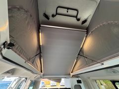 BUERSTNER Copa 500-Autm-Markise-Dieselheizung-Küche