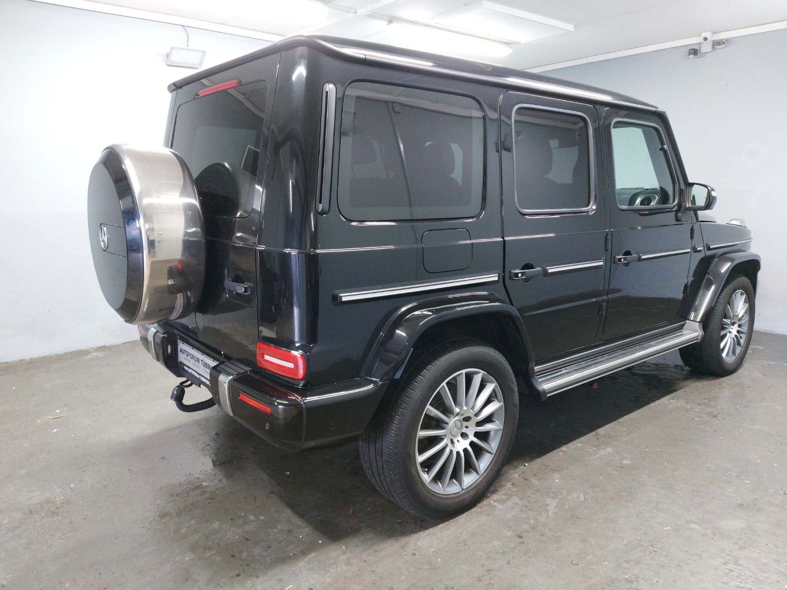 Fahrzeugabbildung Mercedes-Benz G 400 d AMG-LINE*SHD*DISTRONIK*AMBIENTE*WIDESCRE