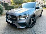 Mercedes-Benz GLB 250 4MATIC | Allrad | AMG Line | Navi | WGar - Mercedes-Benz GLB 250 in Düsseldorf