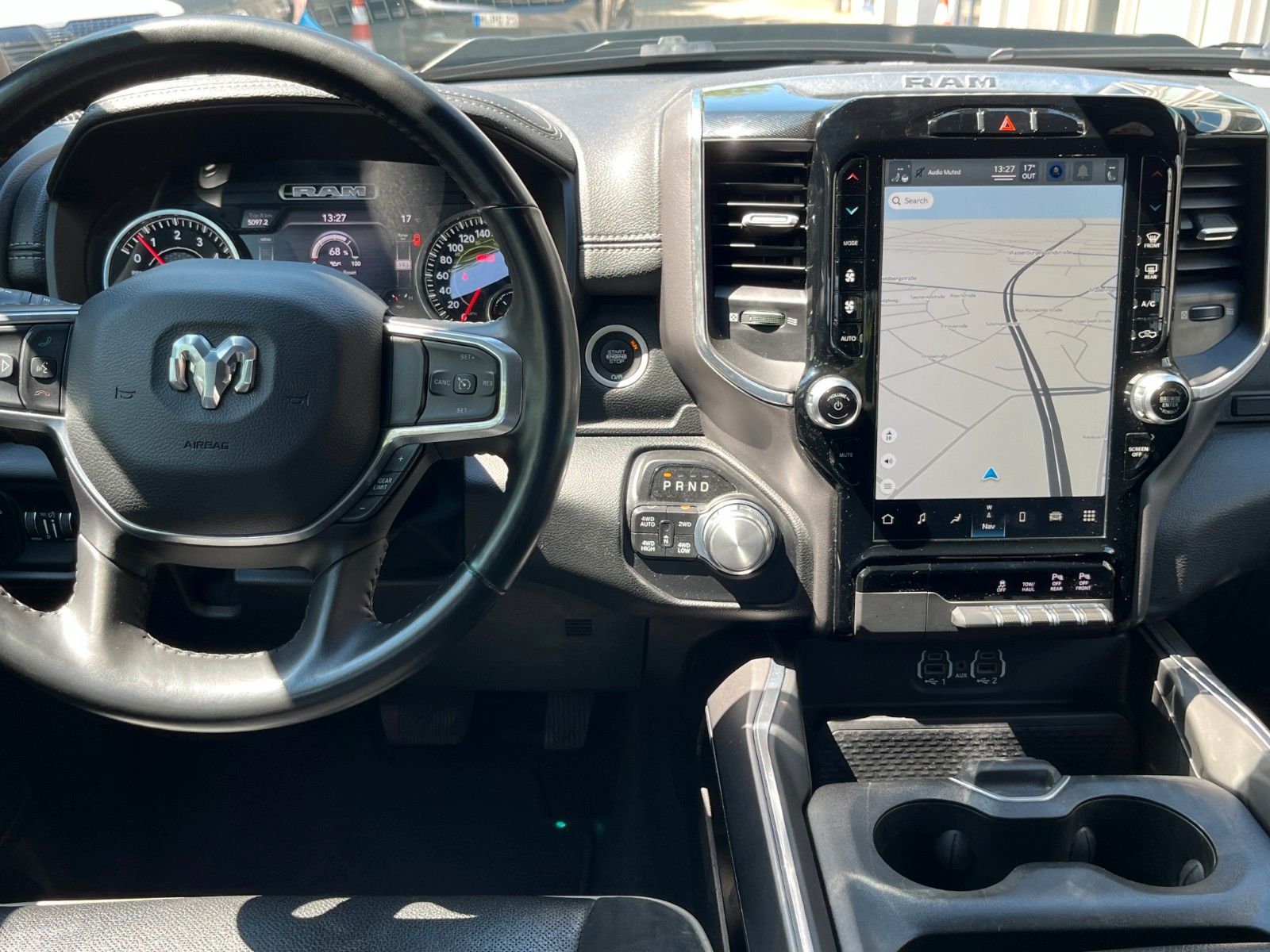 Fahrzeugabbildung Dodge RAM 1500 Laramie Sport *LPG*AHK*Navi*