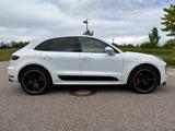 Porsche Macan Turbo mit Approved Garantie bis 08/ 26 - Porsche: 2.0