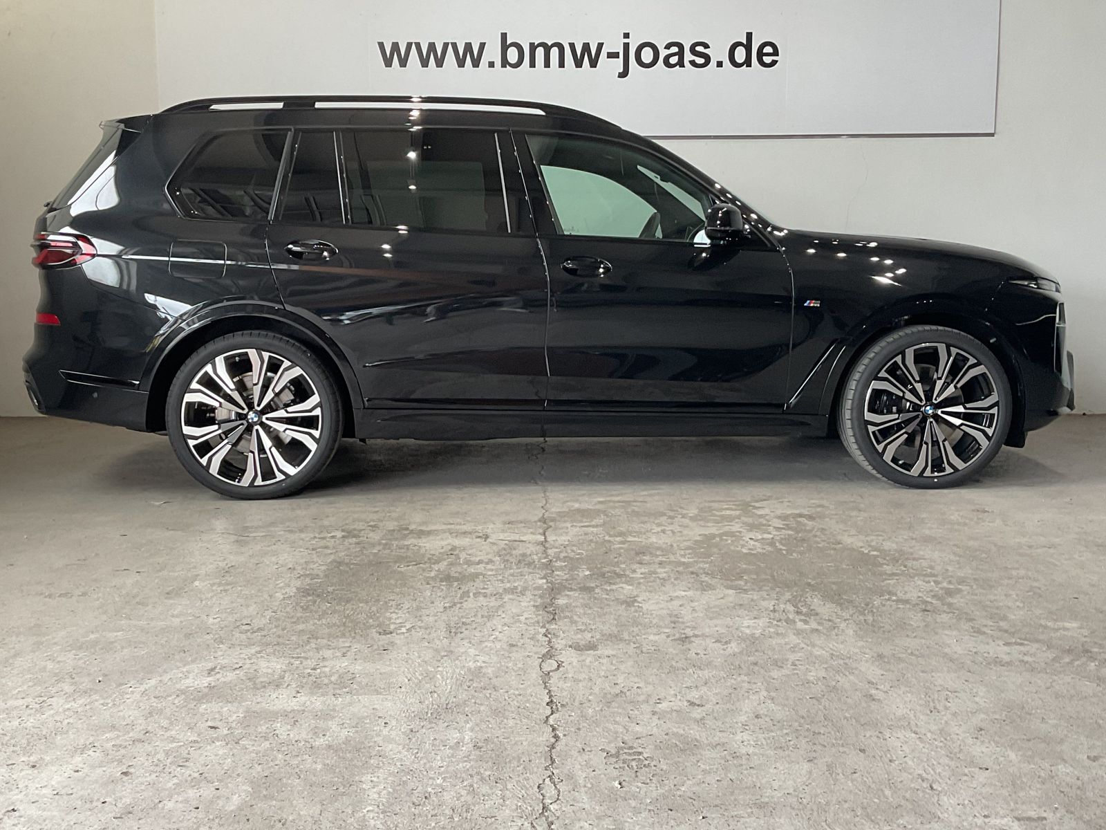 Fahrzeugeinzelansicht 18 Fahrzeugabbildung BMW X7 xDrive40d *23" LMR *Sitzbelüftung *Standhzg.
