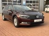 Volkswagen Passat Variant 1. Hand LED Standh. Navi HU neu - rote Volkswagen Passat Variant