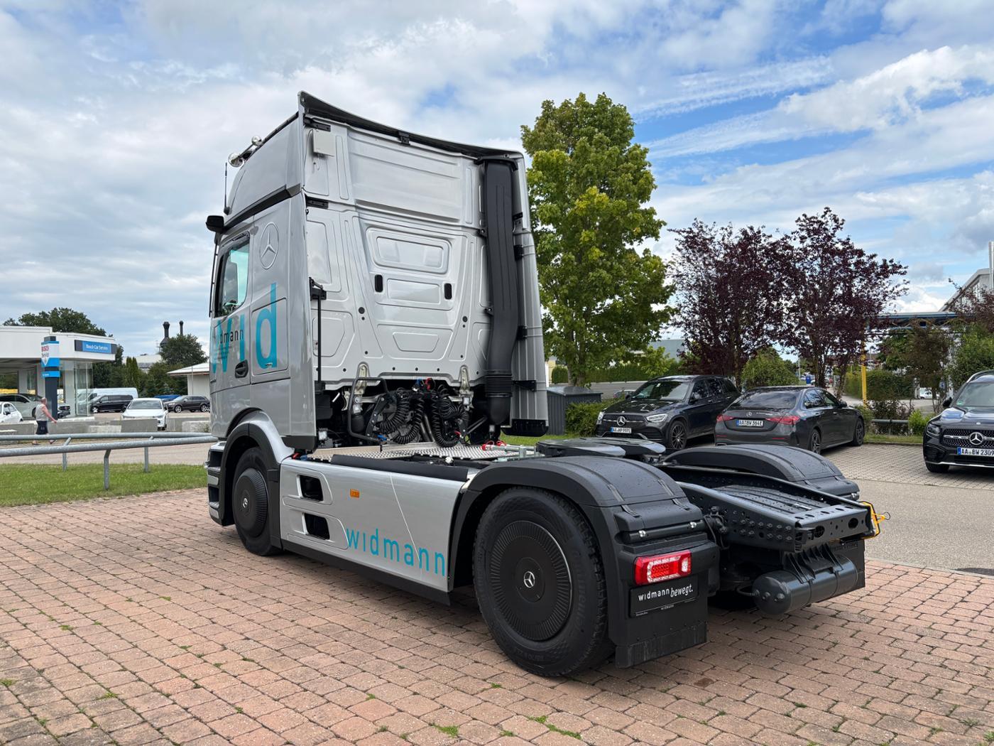 Mercedes-Benz Actros 1848 LS Schubbodenhydraulik 4xSHZ ACC AHK