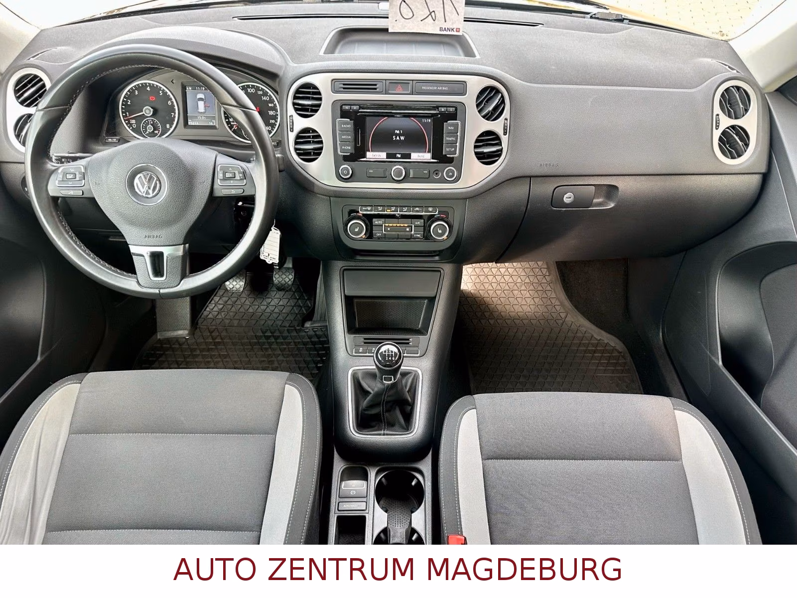 Volkswagen Tiguan Life *2.HAND*NAVI*AHK*TEMPOM.*SITZH.*PDC*