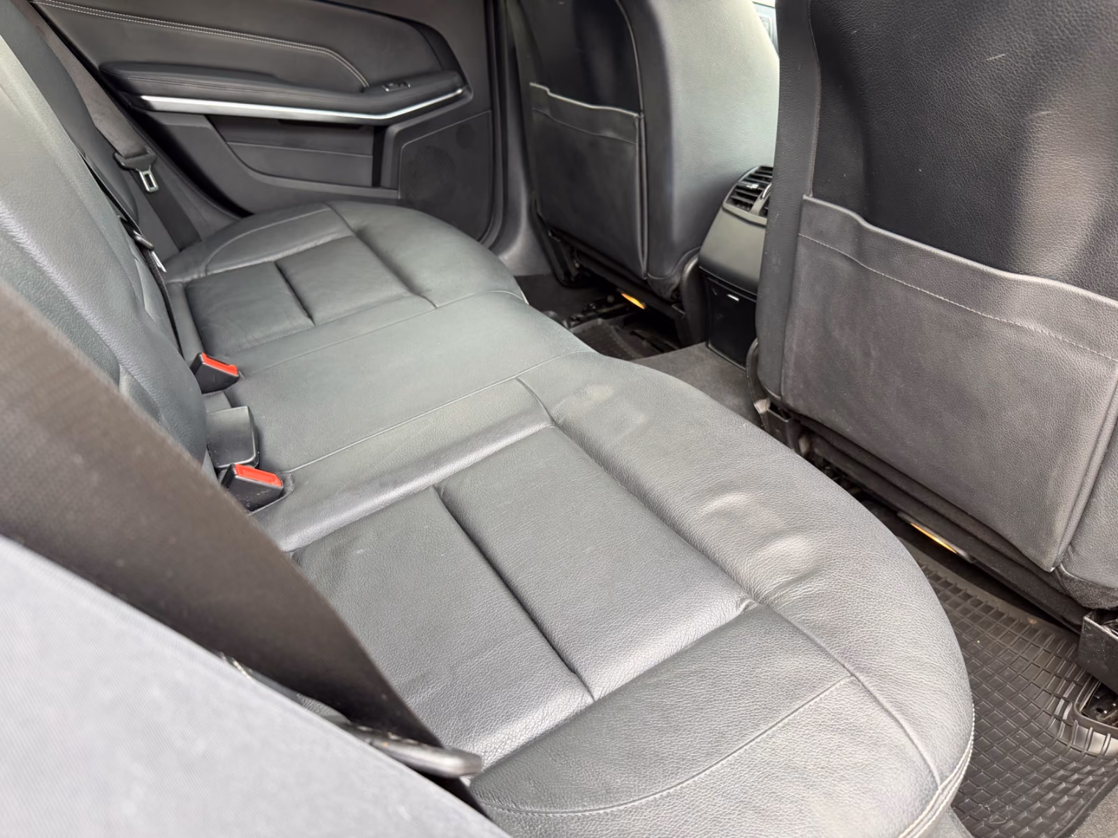 Mercedes-Benz E 220 E T-Modell E 220 CDI AMG LINE *SCHALTER