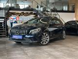 Mercedes-Benz CLA *HarmanKardon*PANO*LED*SPURHALTE*TOTWINKEL* - Mercedes-Benz: Blau