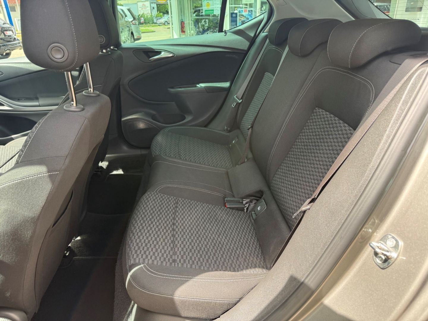 Fahrzeugabbildung Opel Astra K Edition Navi CarPlay  VZE GJR Musikstrea