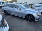Mercedes-Benz E 220 d **MEMORY*WIDESCREEN*COMAND*LED*KAMERA** - Mercedes-Benz E 220: Widescreen