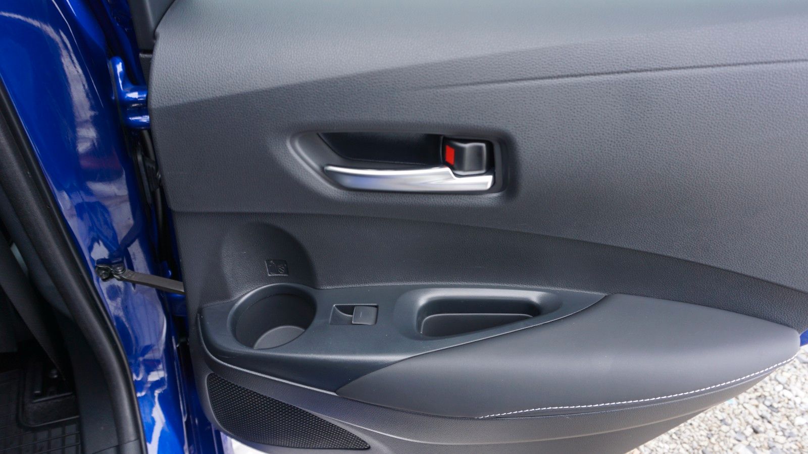 Fahrzeugabbildung Toyota Corolla Hybrid Lounge, Navi, LED, Kamera,Head Up