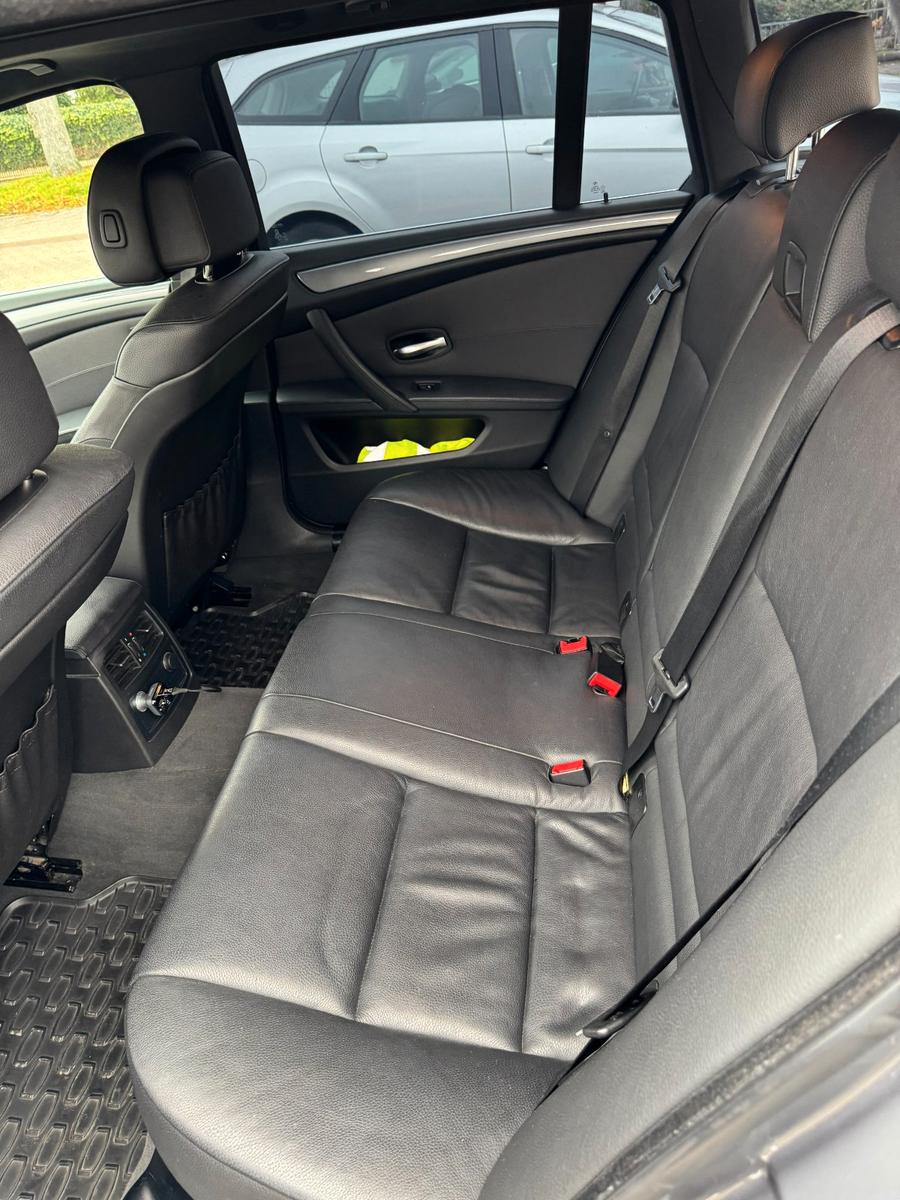 BMW 525 2010 — photo 9