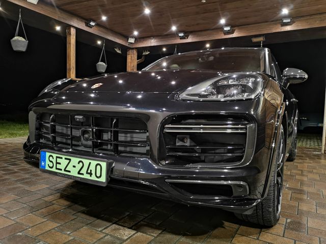 Porsche Cayenne Turbo S E-Hybrid