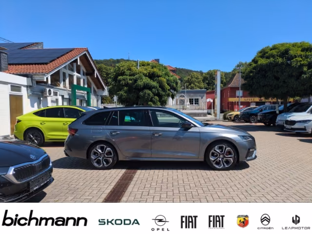Skoda Octavia RS Plus StHz 19'' Canton AHK Massage