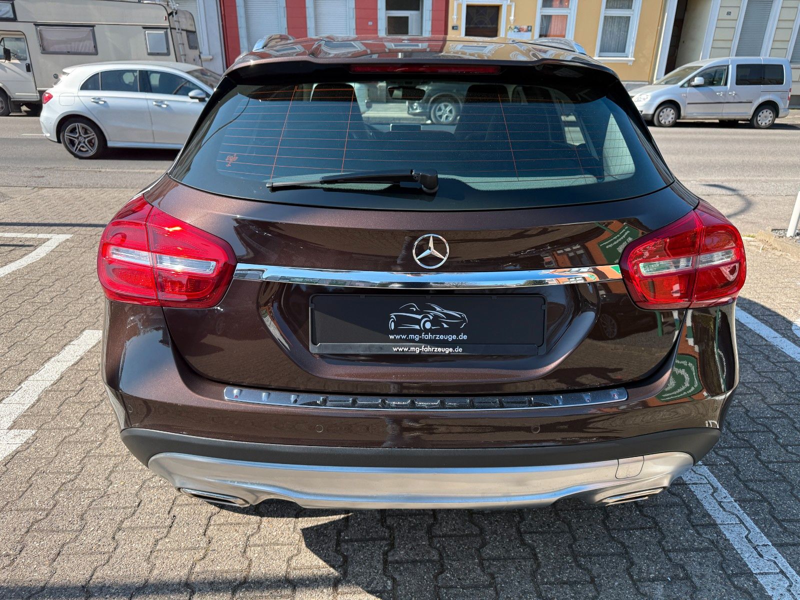 Fahrzeugabbildung Mercedes-Benz GLA 200 URBAN NAVI ILS KAMERA GARANTIE