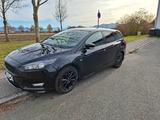 Ford Focus 1,5 EcoBoost ST-Line Black Turnier - Ford Focus: ST Line Black