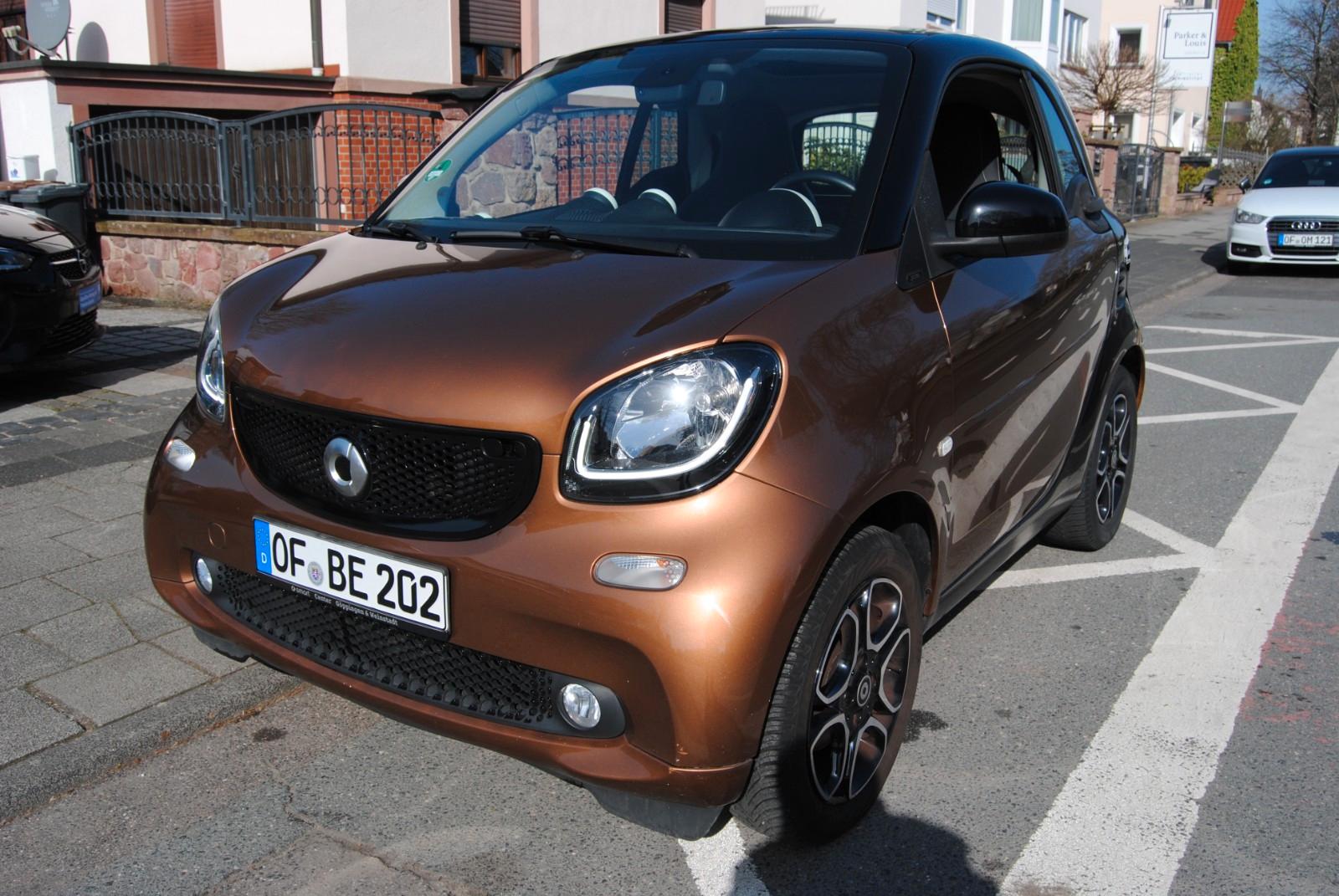Smart ForTwo coupe prime 90PS*NAVI*LEDER*Pano*Spur*SHZ