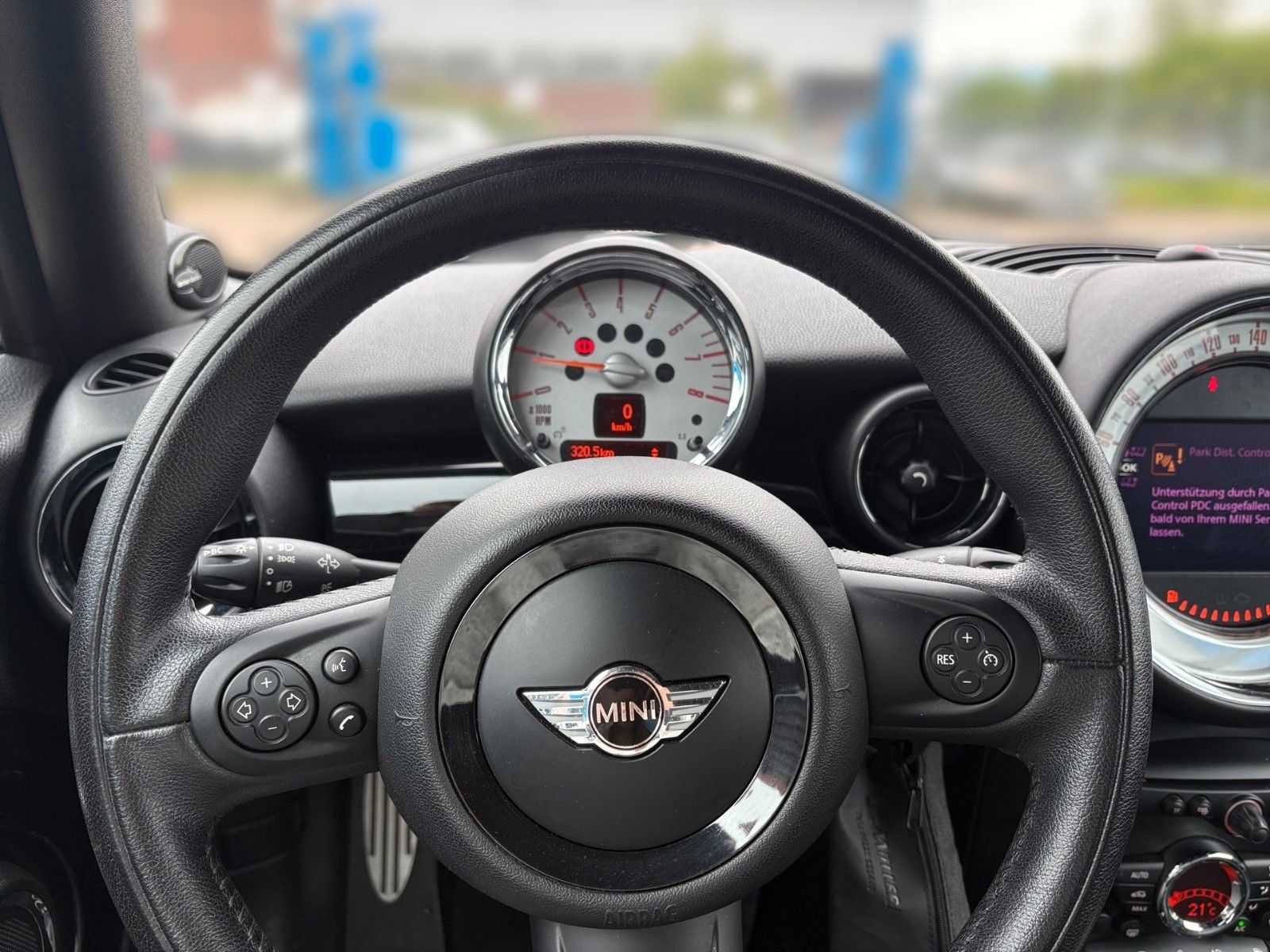 Fahrzeugabbildung MINI COOPER S Cabrio