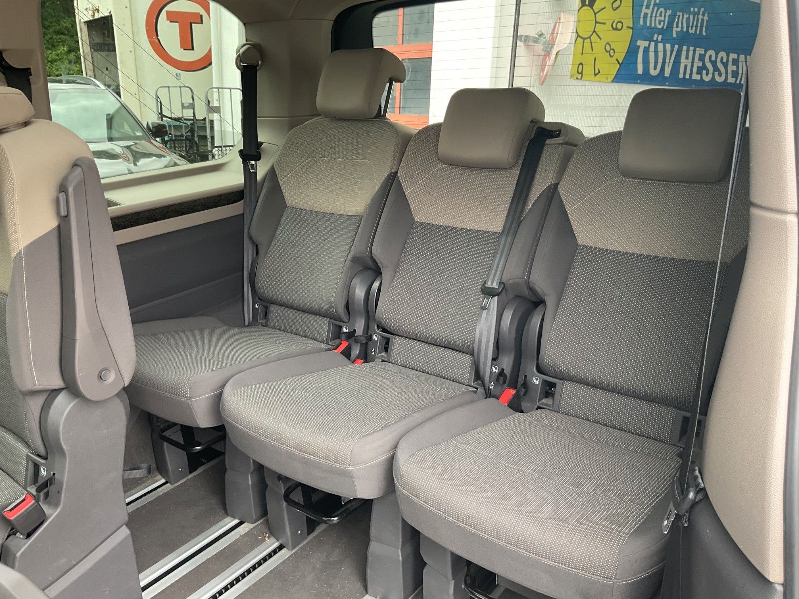 Volkswagen T7 Multivan eHybrid LED AHK PANO ACC Kamera foto 17