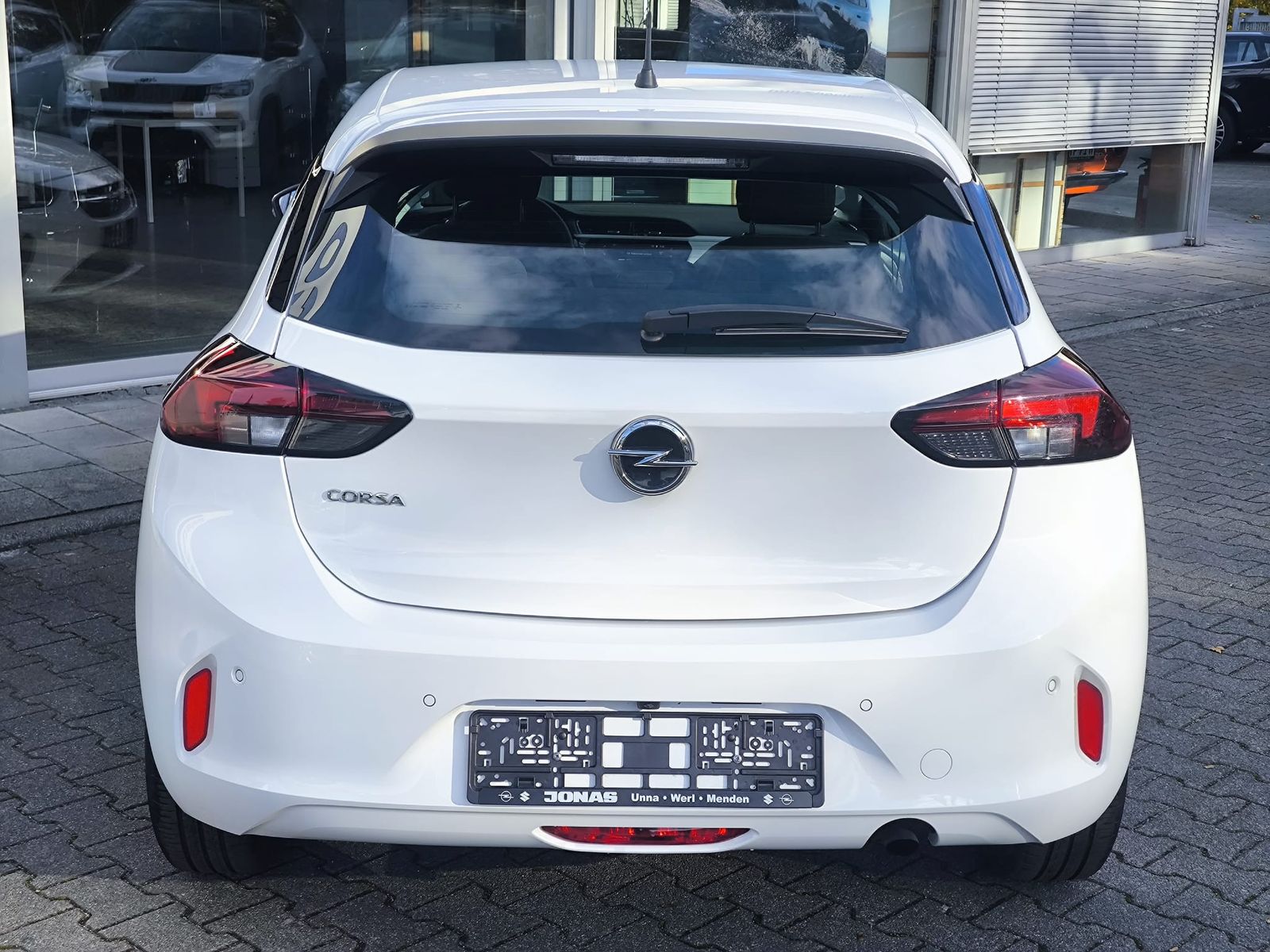 Fahrzeugabbildung Opel Corsa Edit 5TÜR+NAV+SHZ+KLIMA+KAMER+TEMP+MFL+DAB