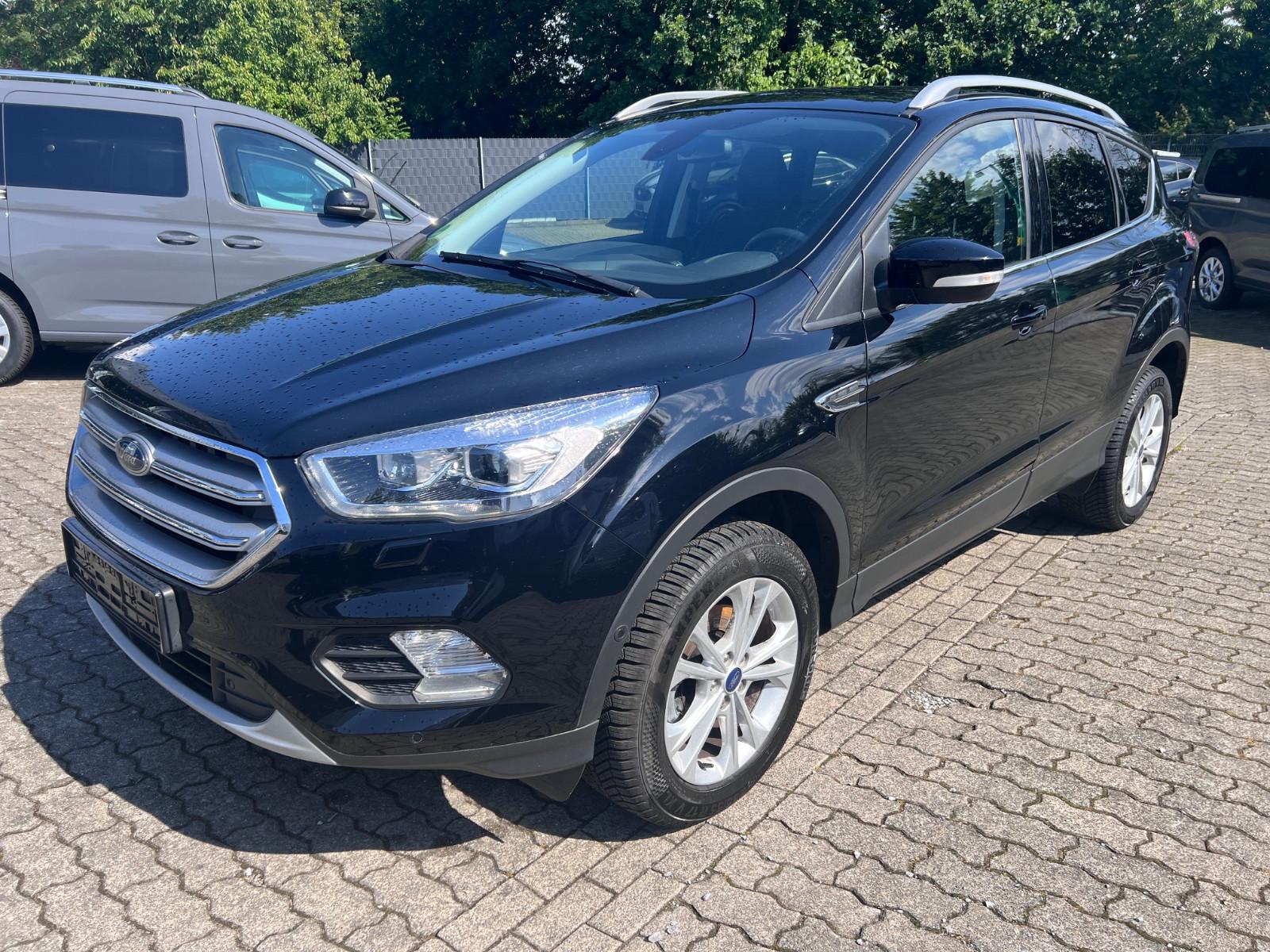 Ford Kuga Titanium 1,5l EcoBoost Techno-Paket AHK