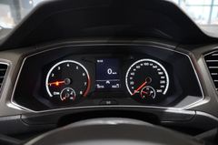 Fahrzeugabbildung Volkswagen T-Roc 1.0 TSI STYLE LED/NAVI/SHZ/PDC/ACC/DAB+