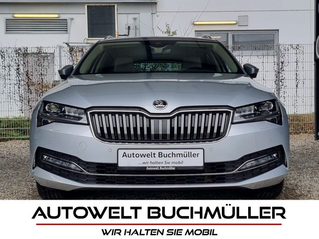 Skoda Superb 2.0 TDI DSG 4x4,LED,AHK,STANDH,VIRTUAL