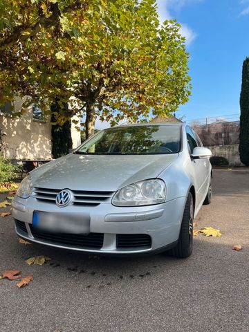 Volkswagen Golf V 1,6l Benzin HU 07/26