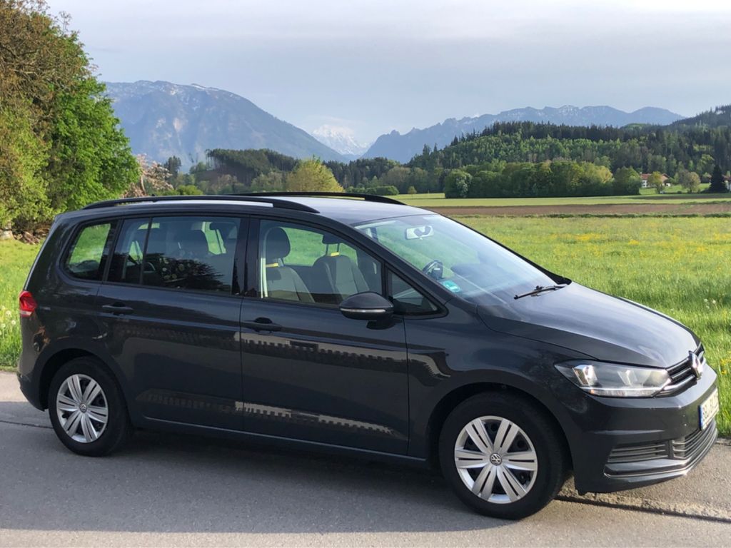 Image of Volkswagen Touran