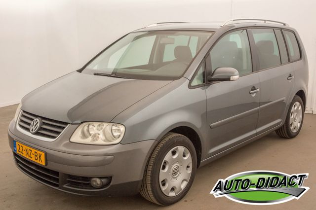 Volkswagen Touran 1.6-16V FSI Automatik Trendline