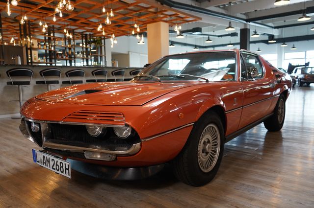 Alfa Romeo Montreal 2.6L