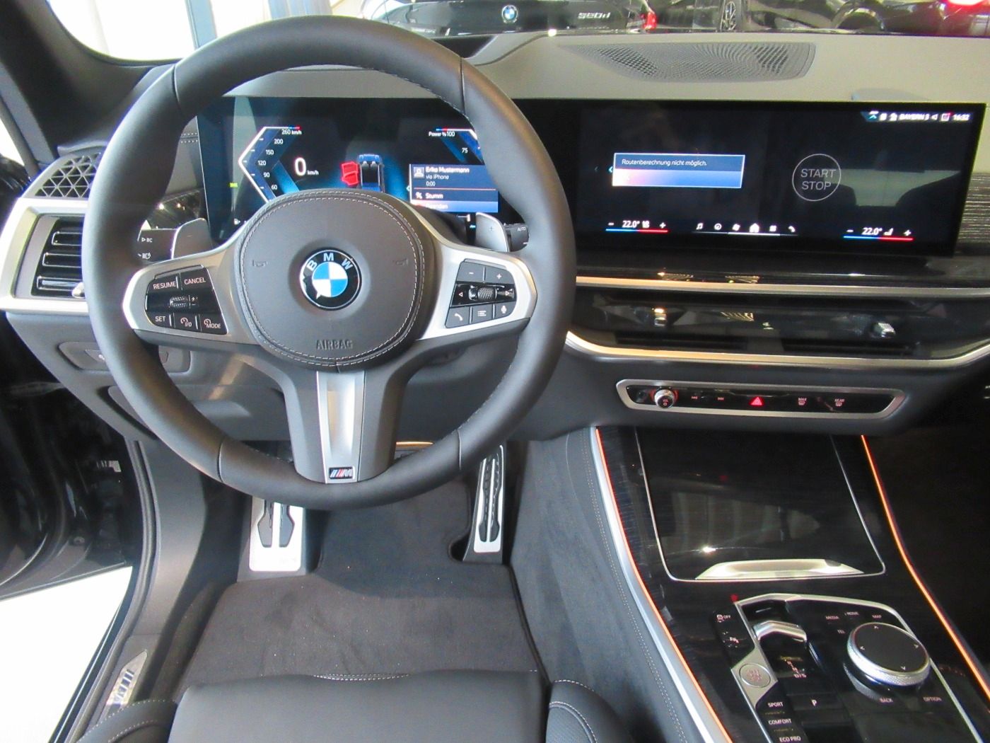 Fahrzeugabbildung BMW X5 xDrive40d M-Sport-Pro AHK/GSD/MERINO/HK-HiFi