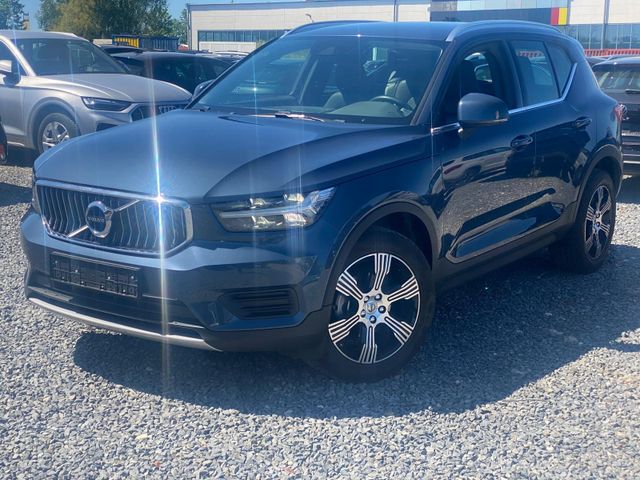 VOLVO XC 40